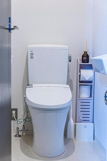 Bathroom 2, THE GLAMPING PLAZA 伊勢志摩BASE, Shima