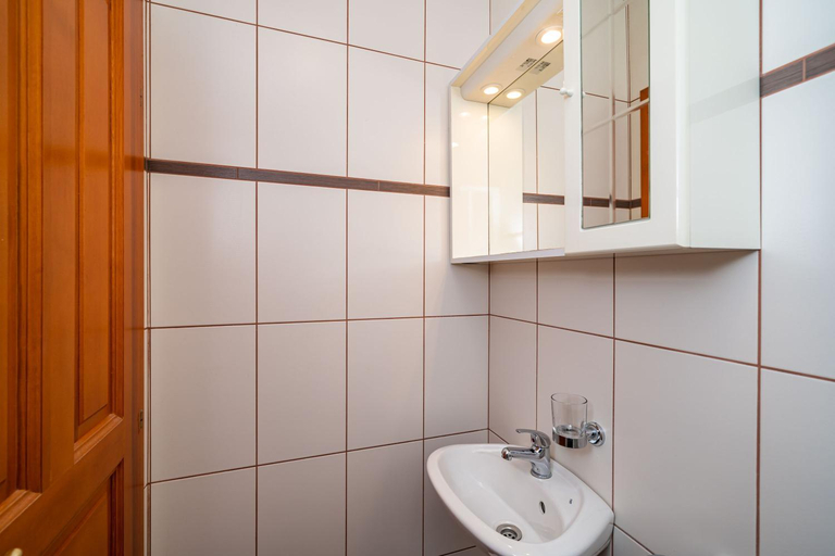 Bathroom 2, Burum Accommodation B&B - Apartment with Beautiful view 2, Dubrovnik
