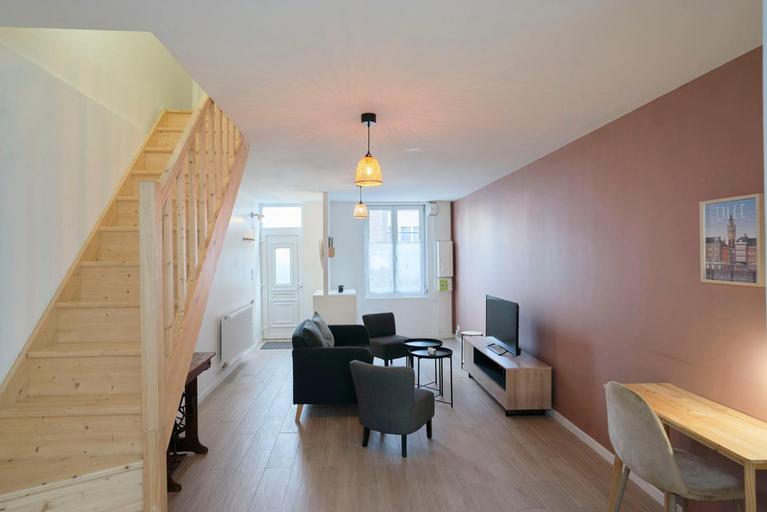 Others 3, House in Lille near Euratech private terrace., Nord