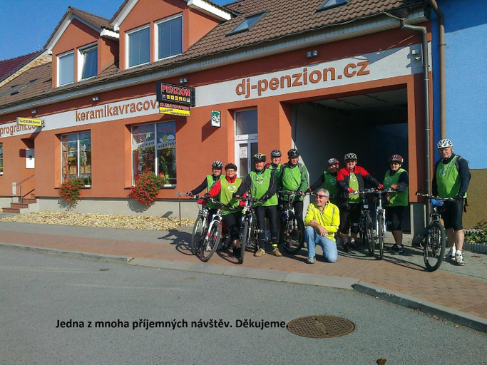 4, Dj-penzion, Hodonín