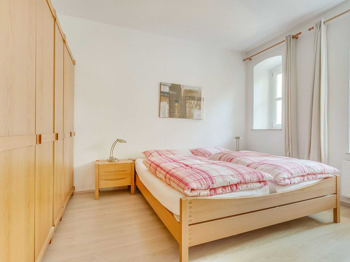 Bedroom 4, Pretty Apartment with Large Communal Terrace near Borstendorf, Erzgebirgskreis