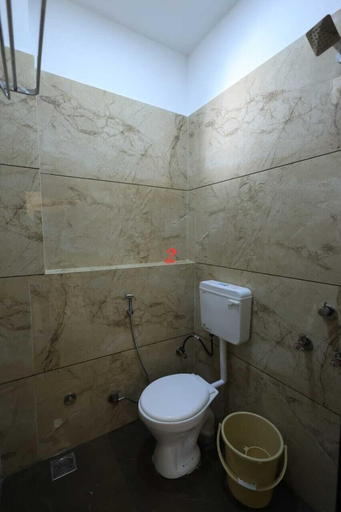 Bathroom 5, Devlok Homestay, Ujjain