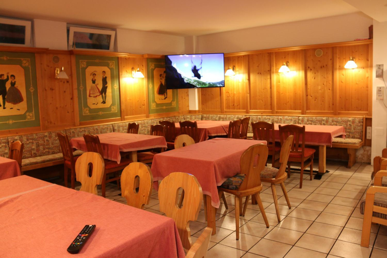 Food & Drinks, Hotel & Hostel Sandwirt, Gmunden