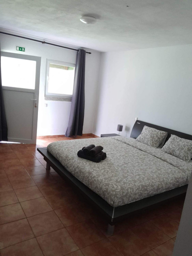 Others 3, CabrilHome - AL Geres, Montalegre