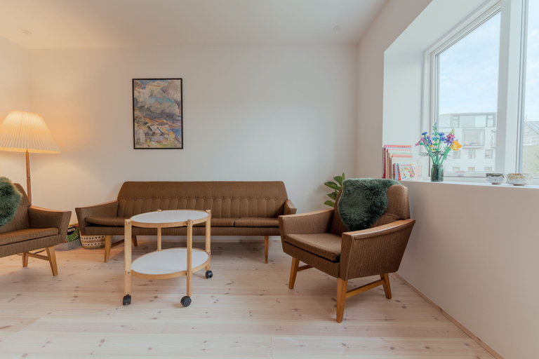 Others 4, Charming Central Tórshavn Retreat - 2Br Apartment, Tórshavn