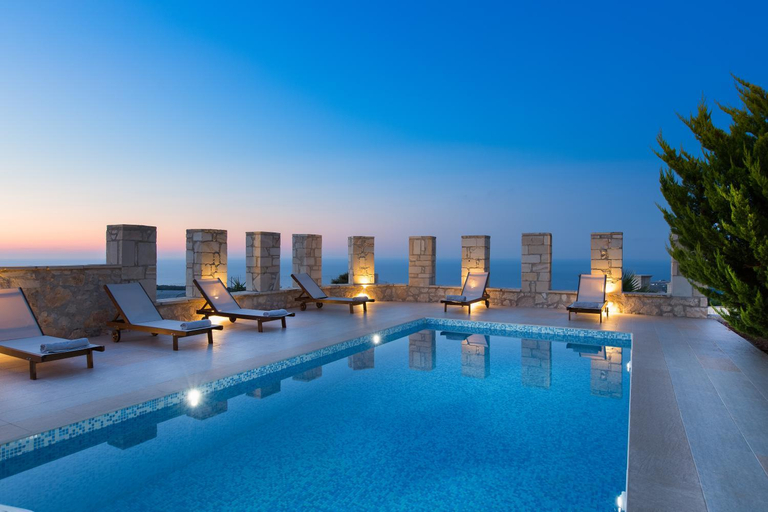 Others 3, Aeolos Villa, Crete