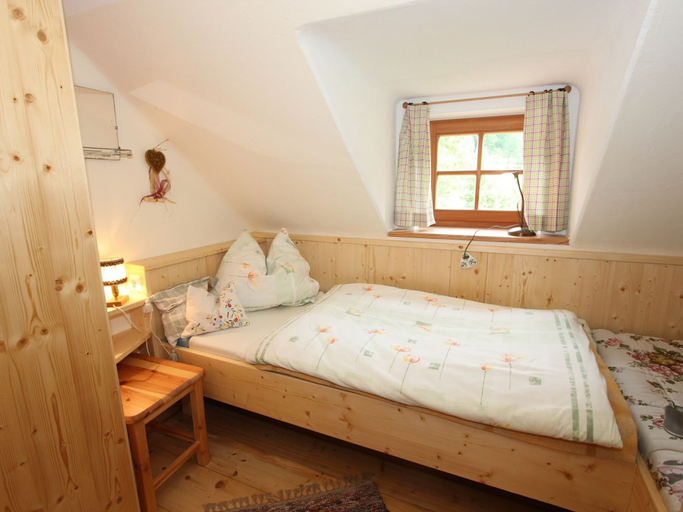 Bedroom 2, Peaceful Cottage near Ski Area in Gmünd, Spittal an der Drau