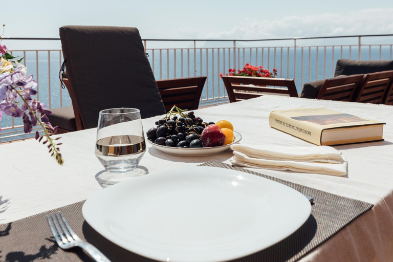 Food & Drinks, Appartamento in Villa Palme, vista e accesso mare, Palermo