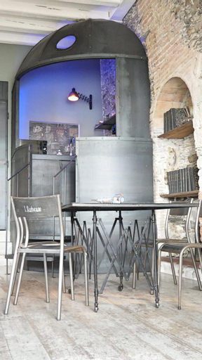 Restaurant 4