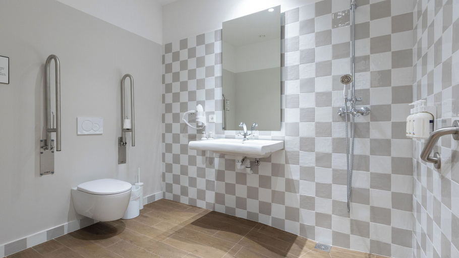 Bathroom 5, Casa Postigos, Málaga