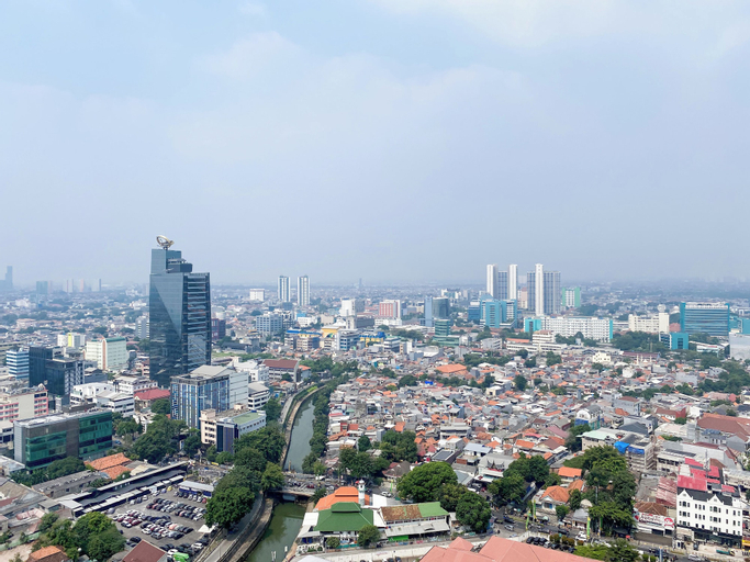 Exterior & Views, Good Deal And Scenic Studio At Menteng Park Apartment, Central Jakarta