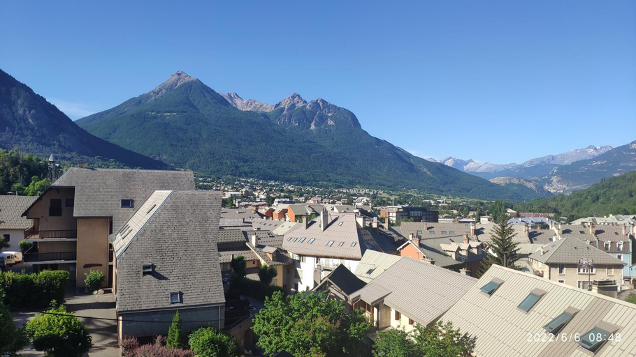 Exterior & Views 4, Joli T3 centre de Briancon Serre-Chevalier, parking gratuit, Hautes-Alpes