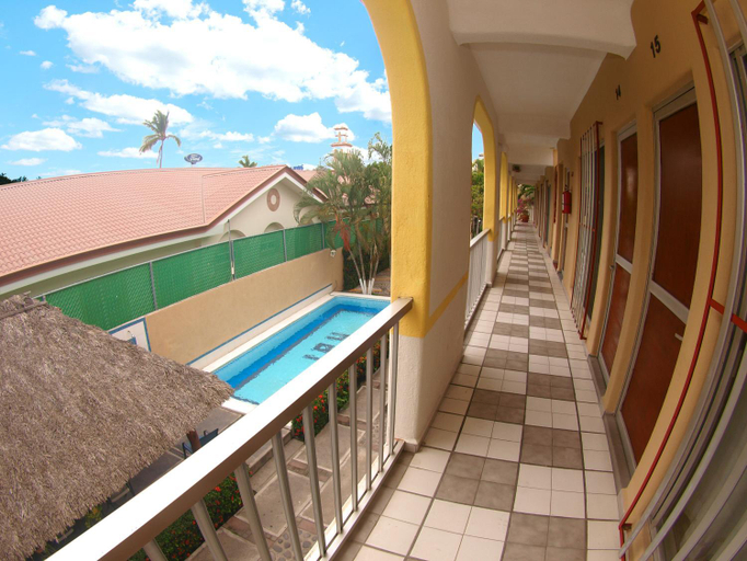 Others 3, Hotel Rio Balsas, Manzanillo