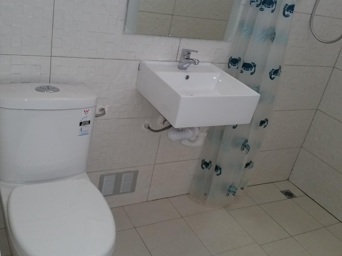 Bathroom 11