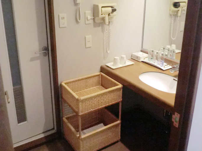 Bathroom 5, Izu Daisenya, Izunokuni