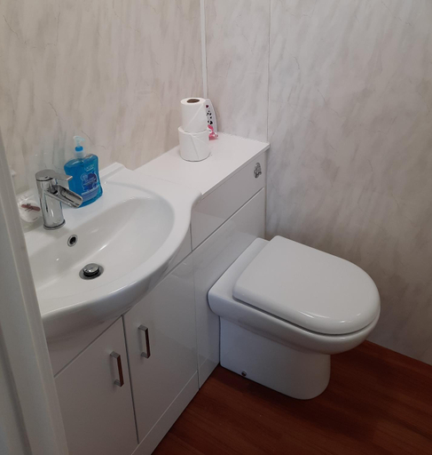 Bathroom 5, The Townhouse Self Catering, Dumfries and Galloway