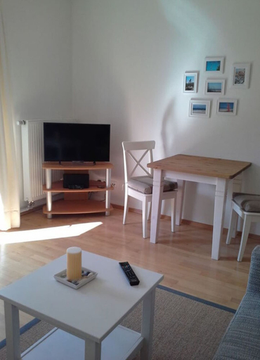 Dining 5, in the Fischer House \"lutje Stuv\", Aurich