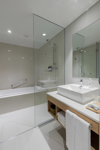 Bathroom 4