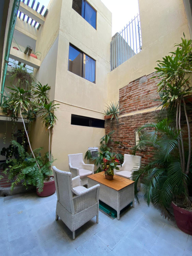 Others 5, Hotel Granate, Santa Marta (Dist. Esp.)