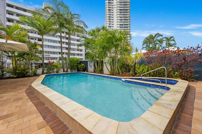 Swimming Pool 4