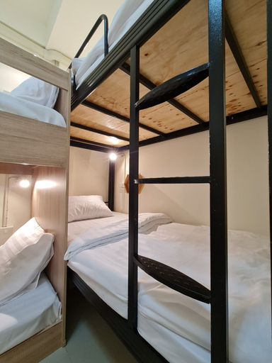 Bedroom 4, De Chalet, Ratchathewi