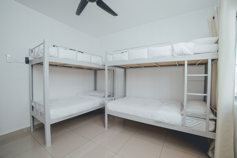 Bedroom 16