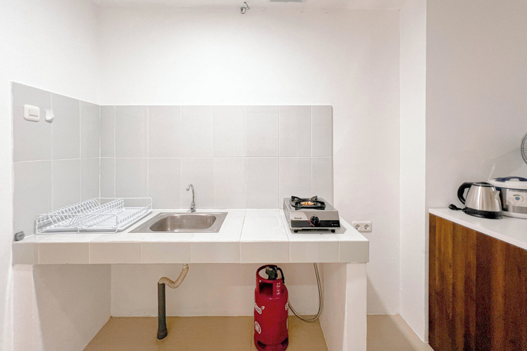 Others 5, Spacious And Restfull 3Br At Bale Hinggil Apartment, Surabaya