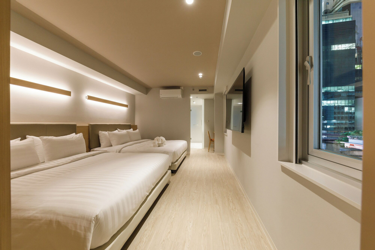 Bedroom 26