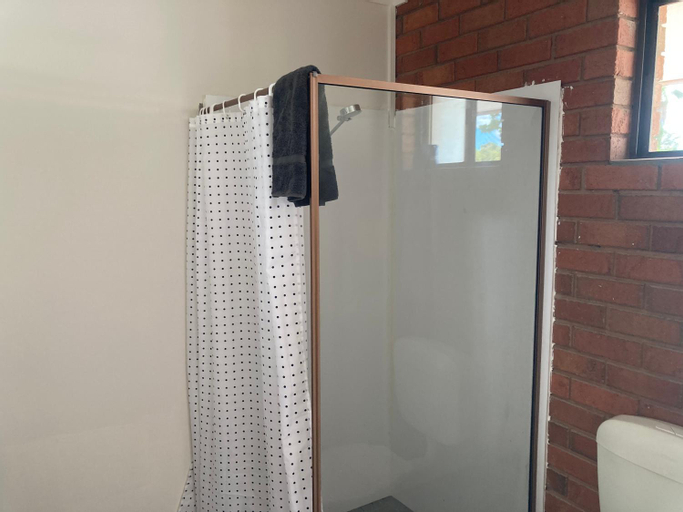 Bathroom 17