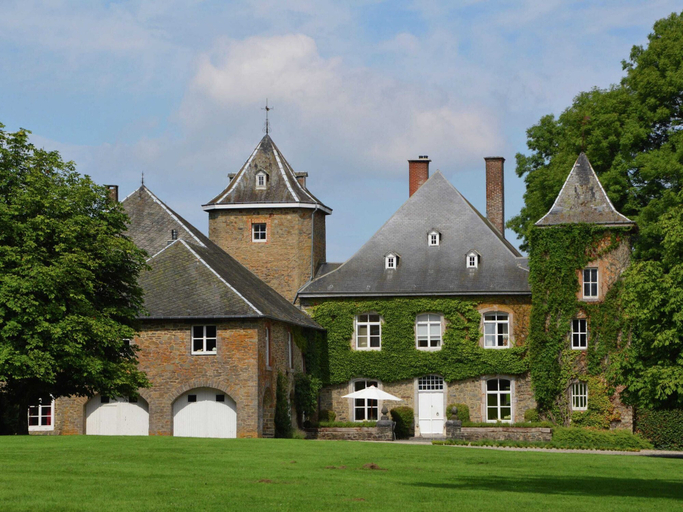 Exterior & Views 1, Delightful Castle in Bastogne with Hot Tub, Luxembourg