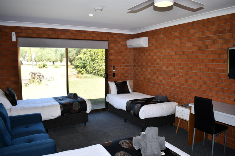 Bedroom 10