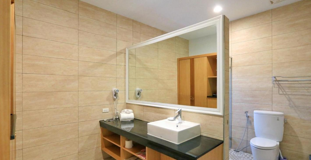 Bathroom 3, Lixia Homestay. Houpi Lake, Pingtung