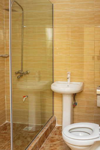 Bathroom, nola's lounge, Ikeja