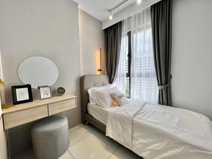 Bedroom 4, Gaia Residence, Gamuda Gardens Rawang by Sleepy Bear, Gombak
