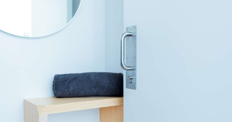 Bathroom 13