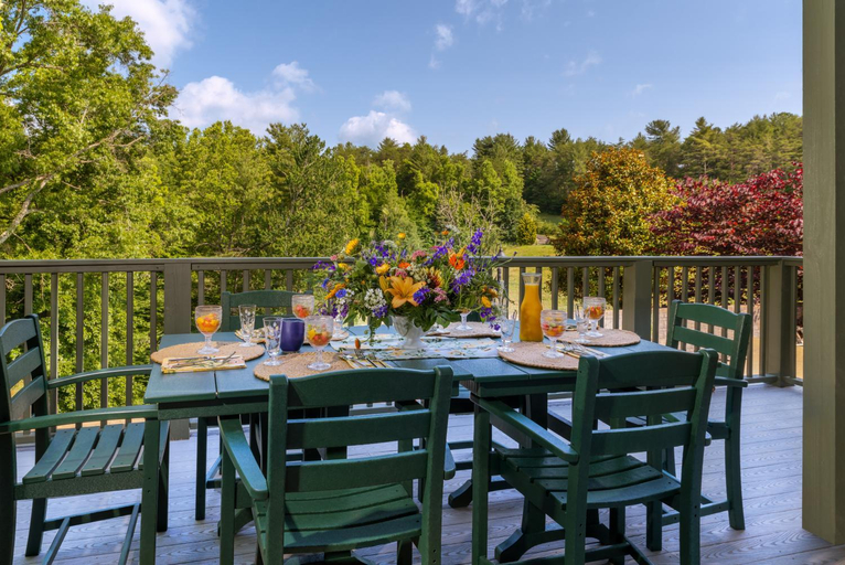 Others 3, The Inn At Amaris Farms, Buncombe