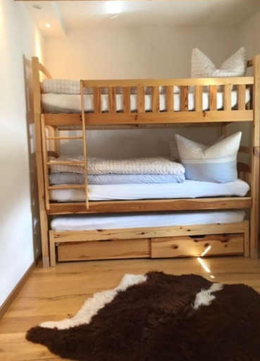 Room 3, Alpenliebe Comfortable Holiday Residence, Traunstein