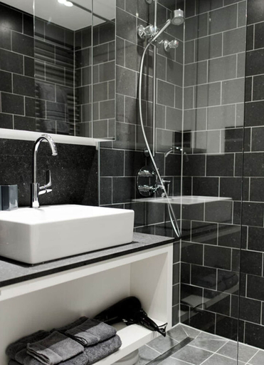 Bathroom 4, Luttjer Kaiser Comfortable Holiday Residence, Aurich