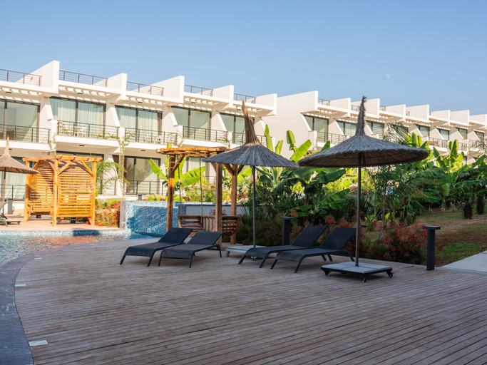 Exterior & Views 2, Superfresh Penthouse Studio Apartment With sea View