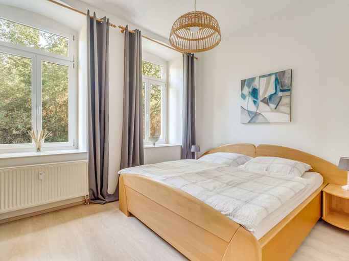 Bedroom 3, Pretty Apartment with Large Communal Terrace near Borstendorf, Erzgebirgskreis