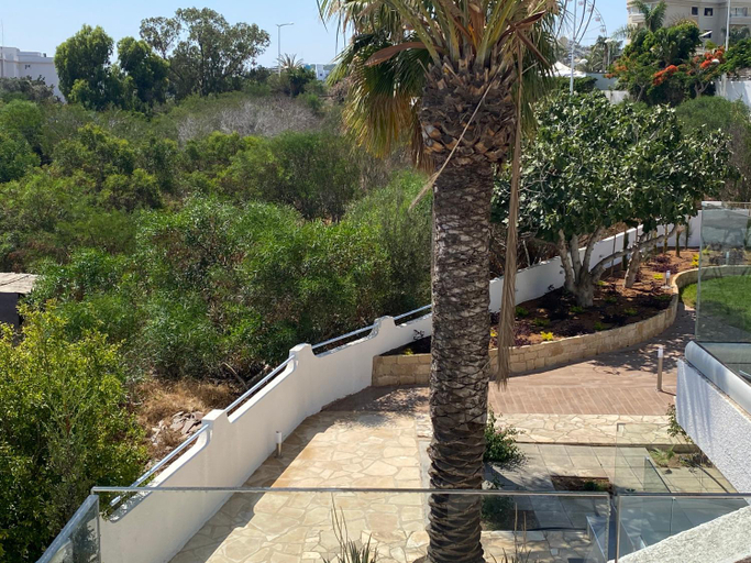 Others 5, Andreotis Villas