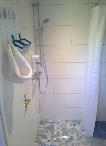 Bathroom, in the Fischer House \"lutje Stuv\", Aurich