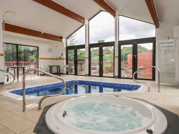 Sport & Beauty, Manuka, Cornwall