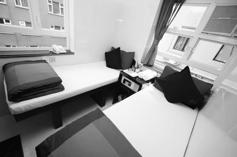 Bedroom 16