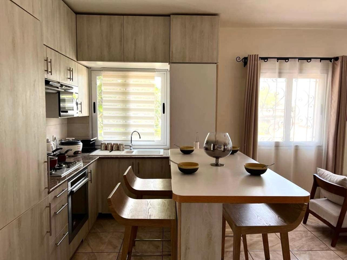 Others 5, Mahajanga Residences, Boeny