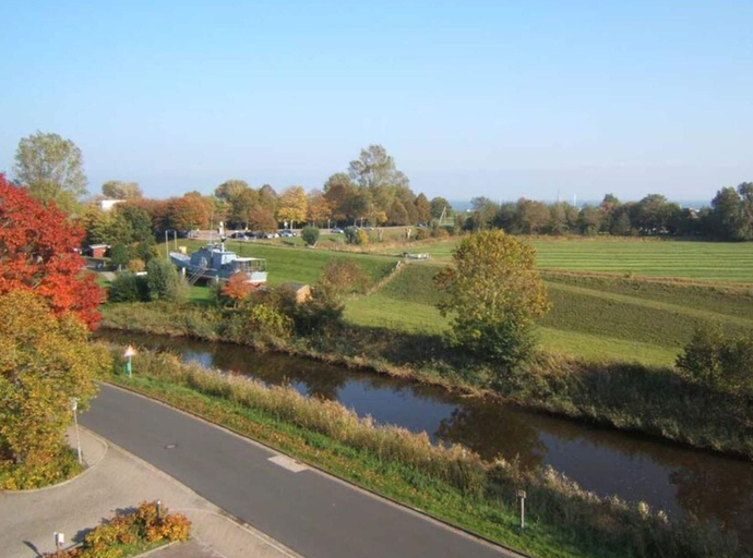 Room 2, "At Low 8" Merchant, Friesland