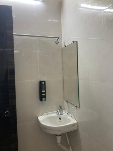 Bathroom 2, Oceanic stay Gokarna, Uttara Kannada