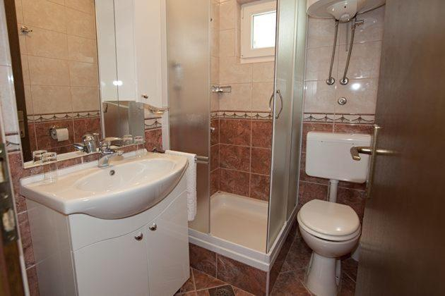 Bathroom 3, Rooms Raos, Brela