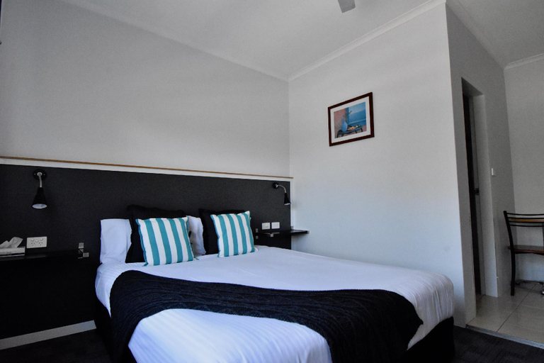Bedroom 16