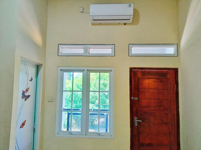 Others 4, RedDoorz Near Alun Alun Slawi, Tegal